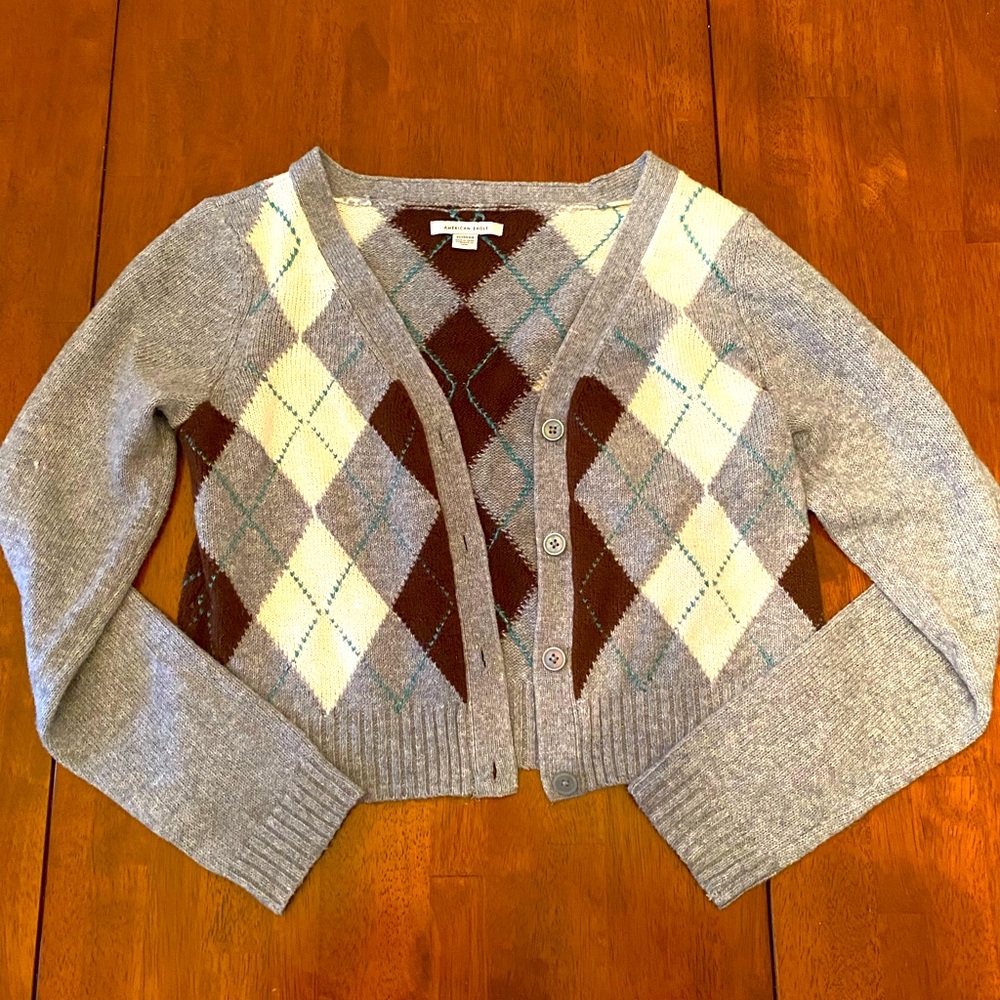AMERICAN EAGLE PLAID CARDIGAN. Size XS.